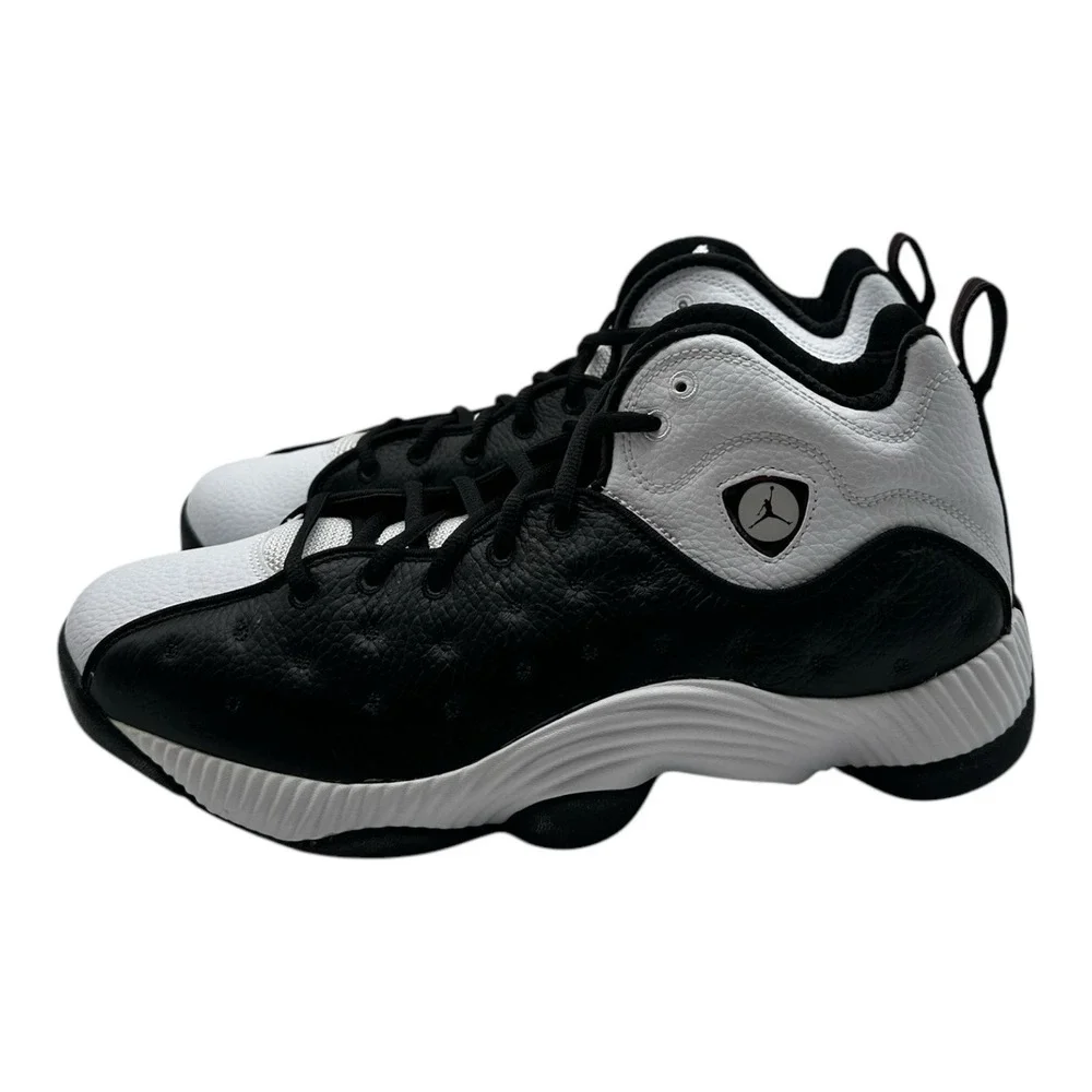 Jordan Jumpman Team II Basketball Shoes Men 10.5 White Black Sneakers 819175-010